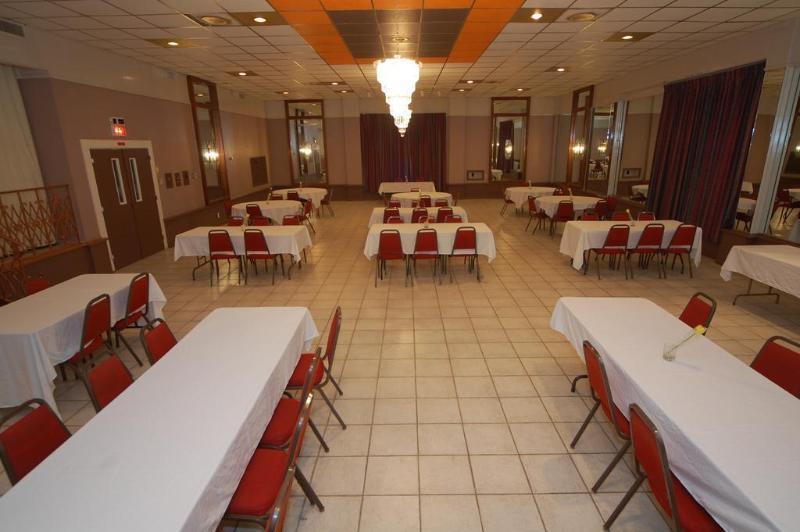 Rodeway Inn Conference Center Бомонт Экстерьер фото